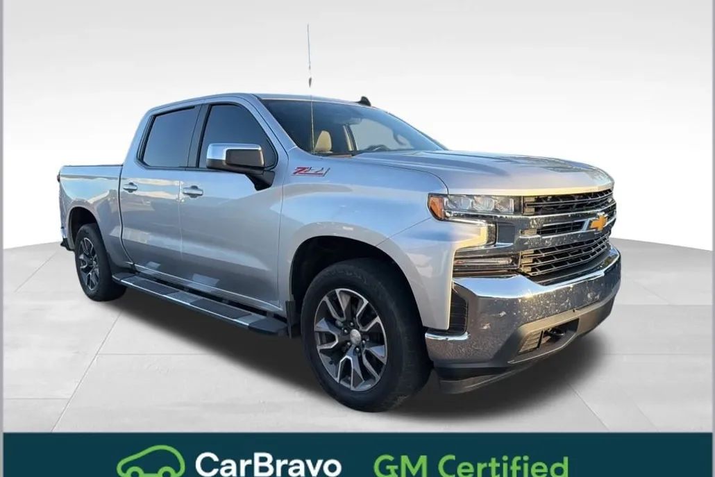 2022 Chevrolet Silverado 1500 LT photo 1
