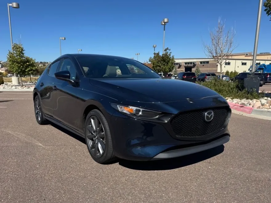 2023 Mazda Mazda3 Hatchback 2.5 s Preferred photo 1