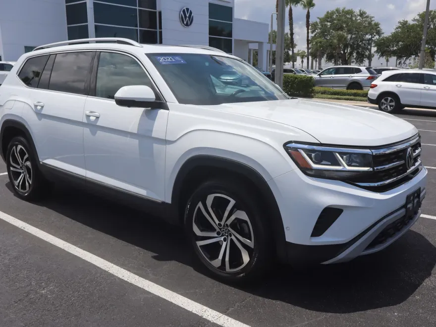 2021 Volkswagen Atlas SE Premium photo 1
