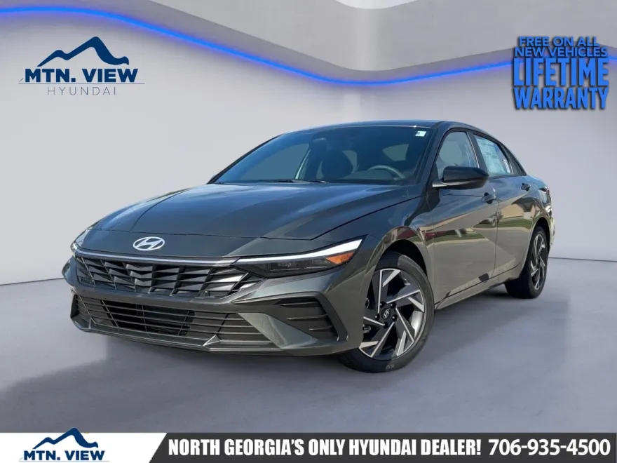 2025 Hyundai Elantra SEL Sport photo 1