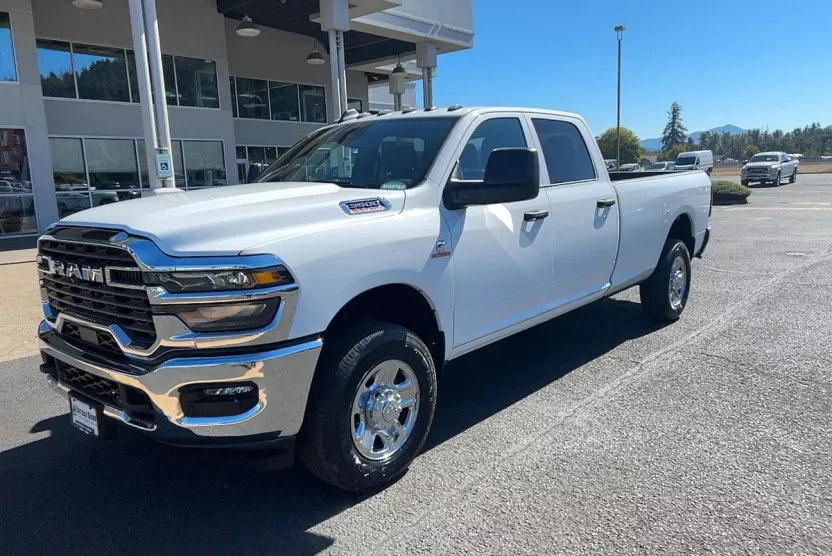 2026 Ram 3500 Tradesman photo 1