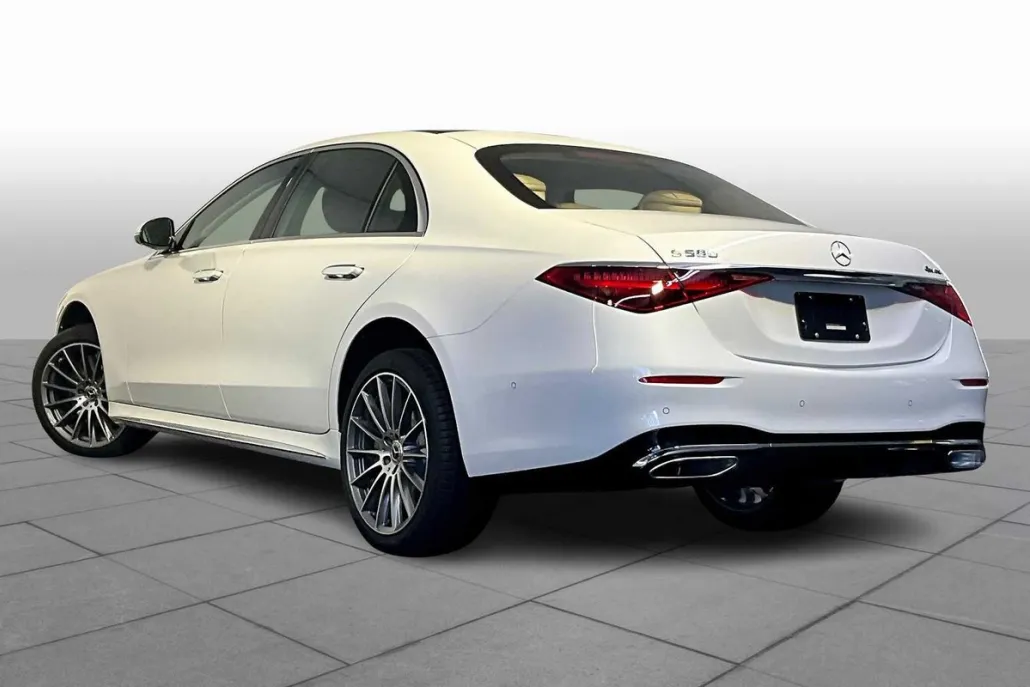 2026 Mercedes Benz S 580 4MATIC photo 1