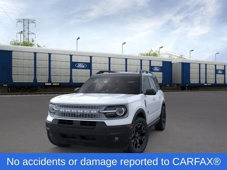 2025 Ford Bronco Sport Outer Banks photo 1