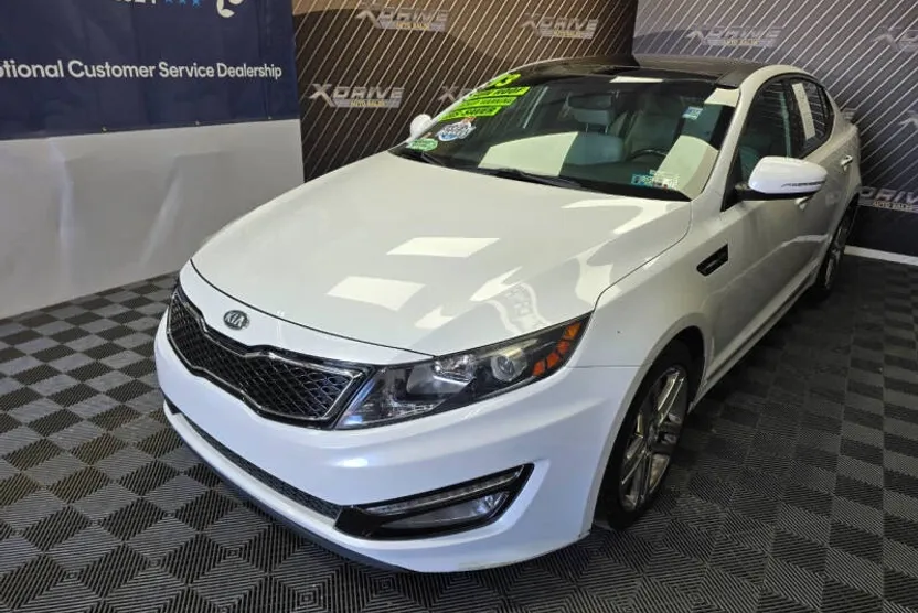 2013 Kia Optima SX photo 1
