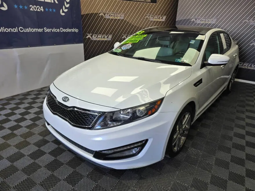 2013 Kia Optima SX photo 1
