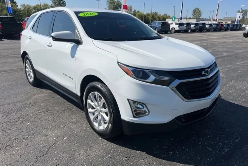 2020 Chevrolet Equinox LT photo 1