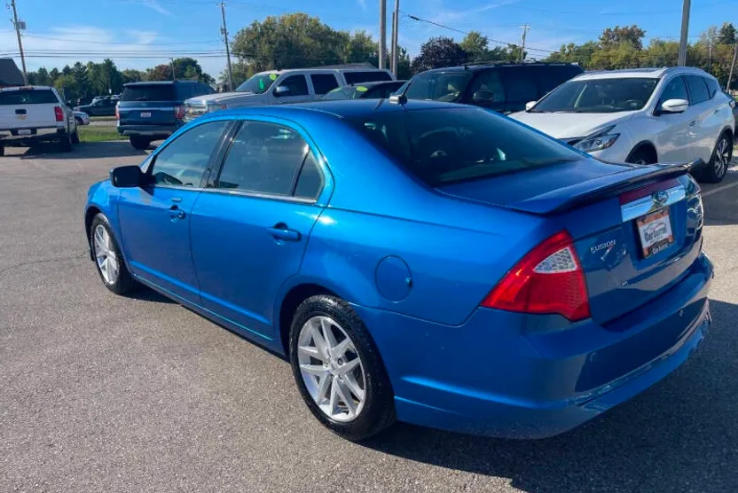 2012 Ford Fusion SEL photo 1