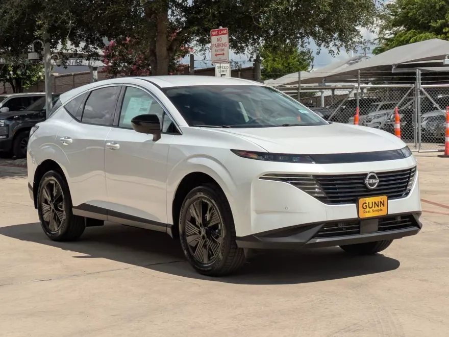 2025 Nissan Murano SV photo 1