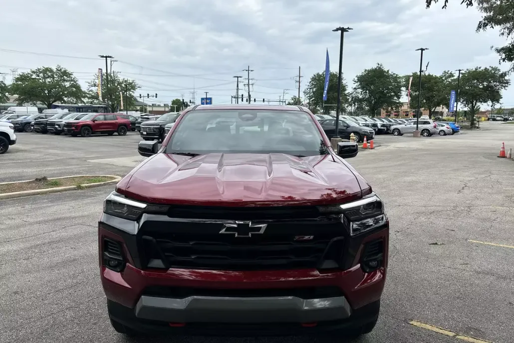 2026 Chevrolet Colorado Z71 photo 1