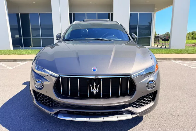 2017 Maserati Levante photo 1