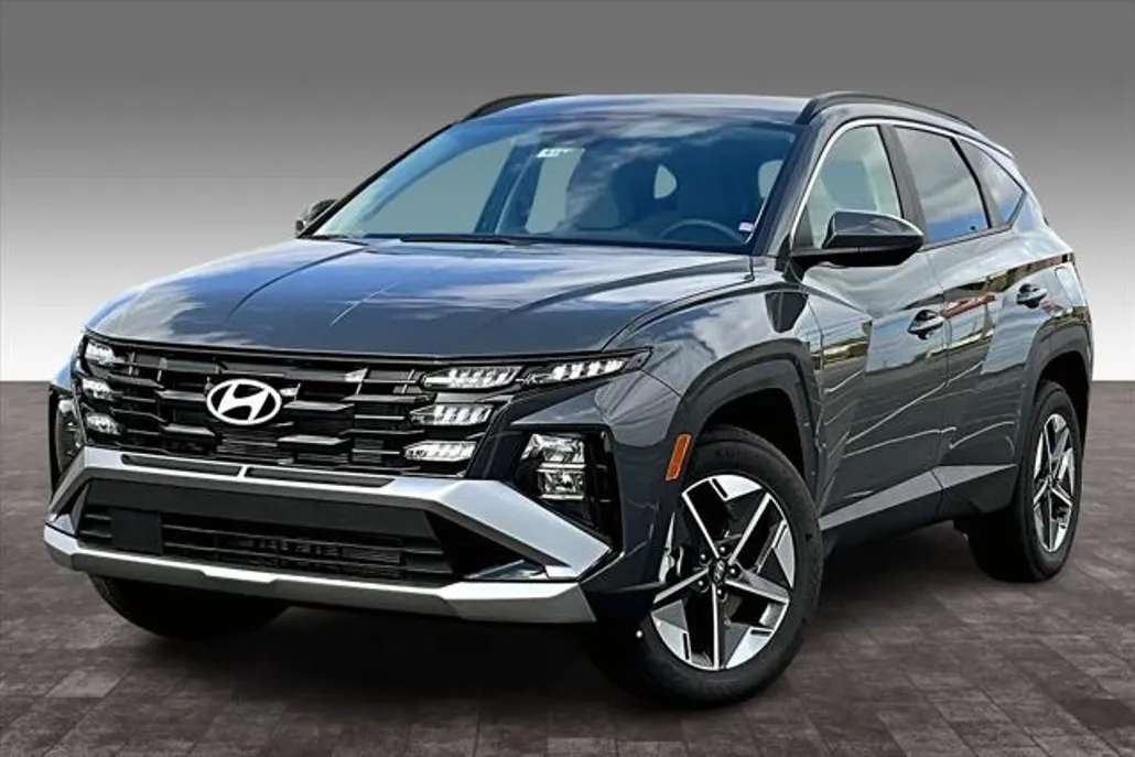 2025 Hyundai Tucson SEL photo 1