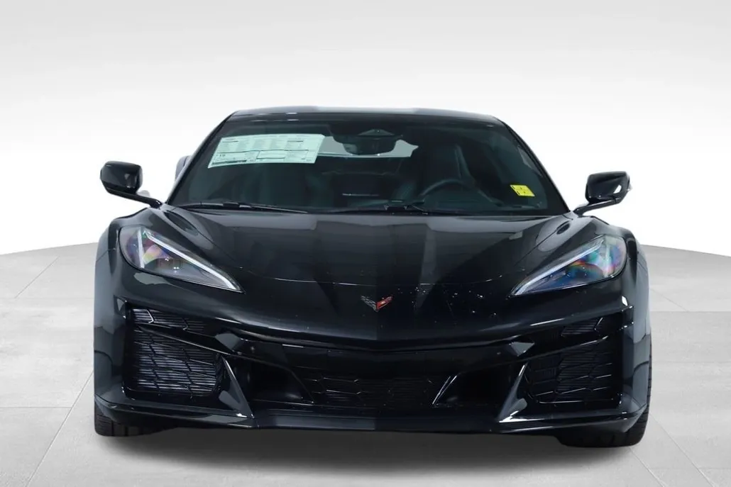 2025 Chevrolet Corvette E-Ray 2LZ photo 1