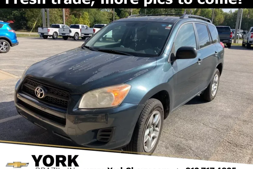 2011 Toyota RAV4 photo 1
