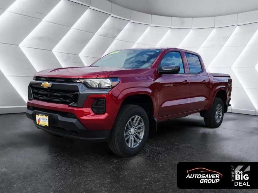 2026 Chevrolet Colorado LT photo 1