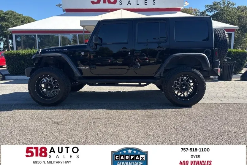 2015 Jeep Wrangler Unlimited Rubicon photo 1