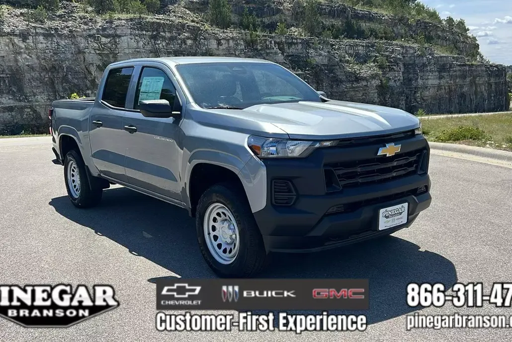 2026 Chevrolet Colorado Work Truck photo 1