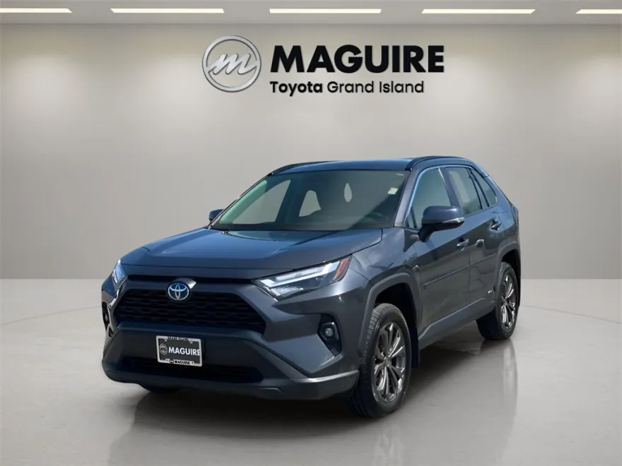 2023 Toyota RAV4 Hybrid XLE Premium photo 1