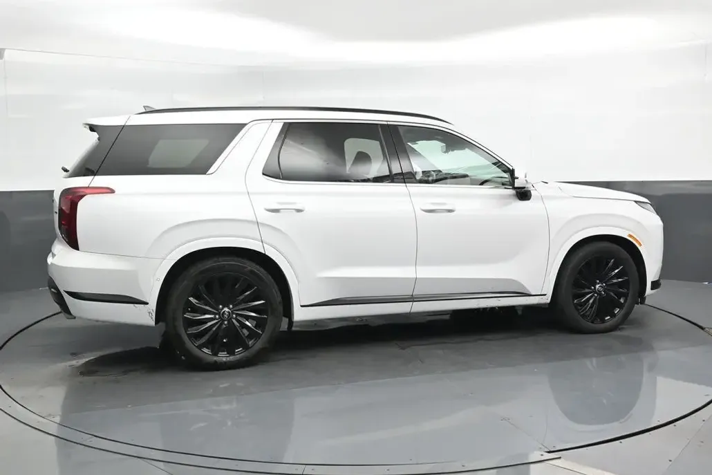 2024 Hyundai Palisade Calligraphy photo 1