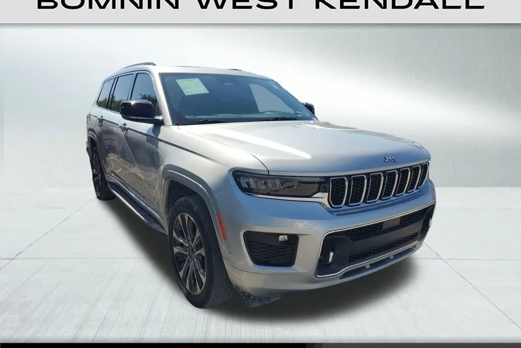 2021 Jeep Grand Cherokee Overland photo 1