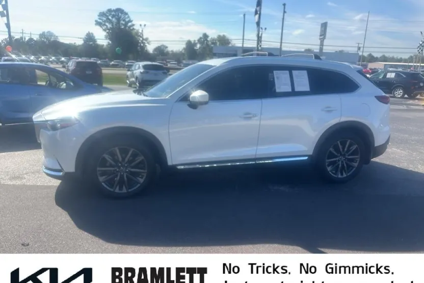 2020 Mazda CX-9 Signature photo 1