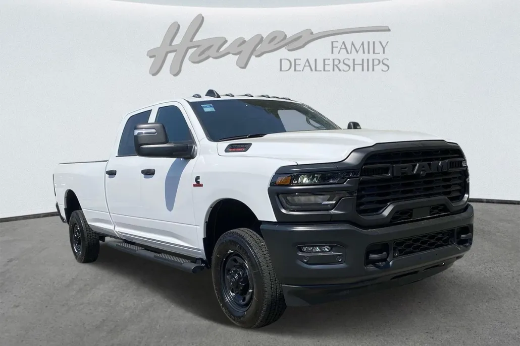 2025 Ram 2500 Tradesman photo 1