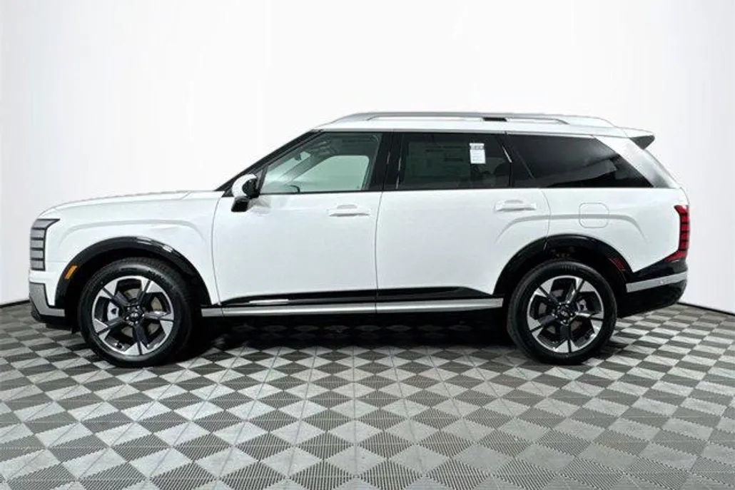 2026 Hyundai Palisade Limited photo 1