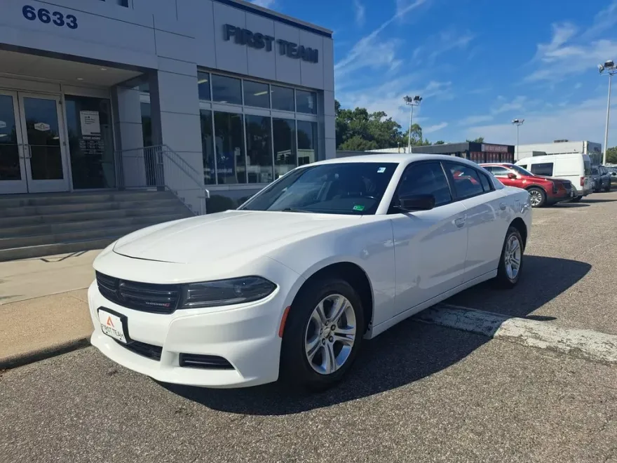 2023 Dodge Charger SXT photo 1