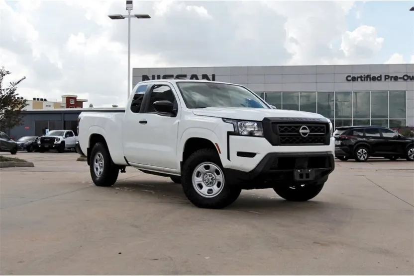 2024 Nissan Frontier S photo 1
