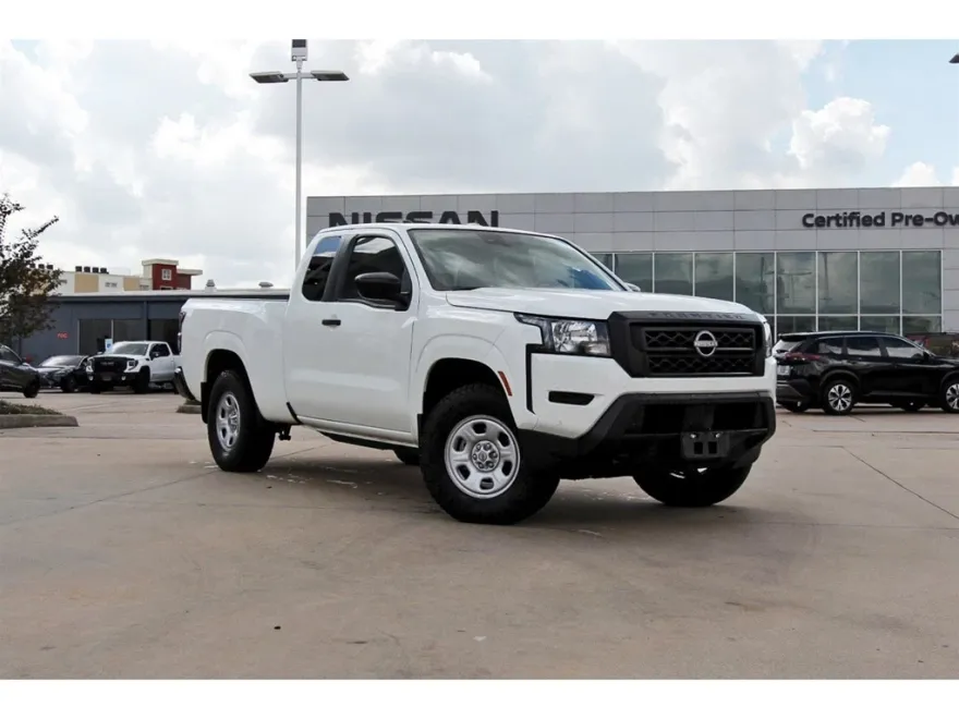 2024 Nissan Frontier S photo 1