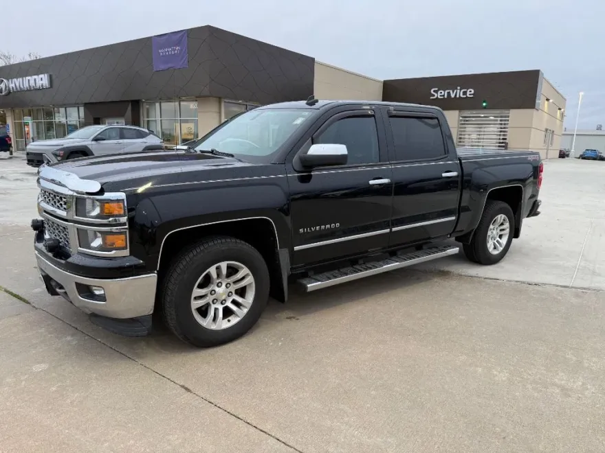 2014 Chevrolet Silverado 1500 LT photo 1