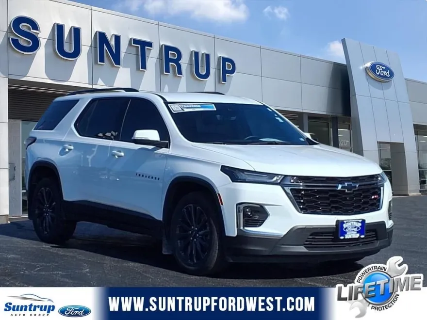 2023 Chevrolet Traverse RS photo 1