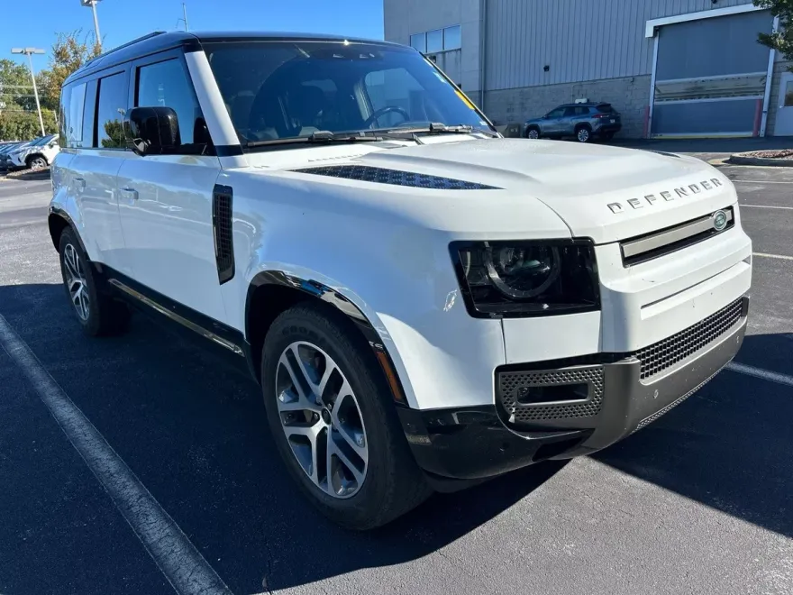 2021 Land Rover Defender X-Dynamic HSE photo 1