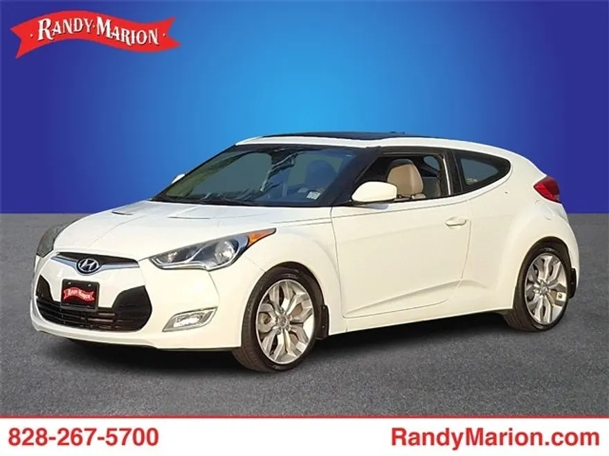 2013 Hyundai Veloster Base photo 1