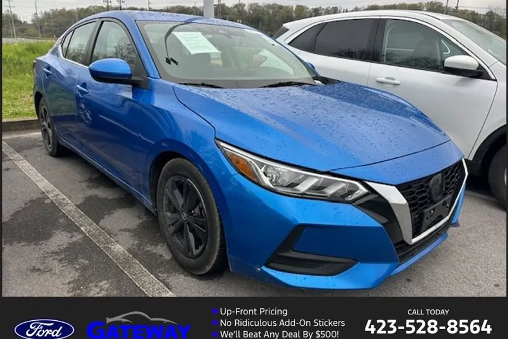 2022 Nissan Sentra SV photo 1