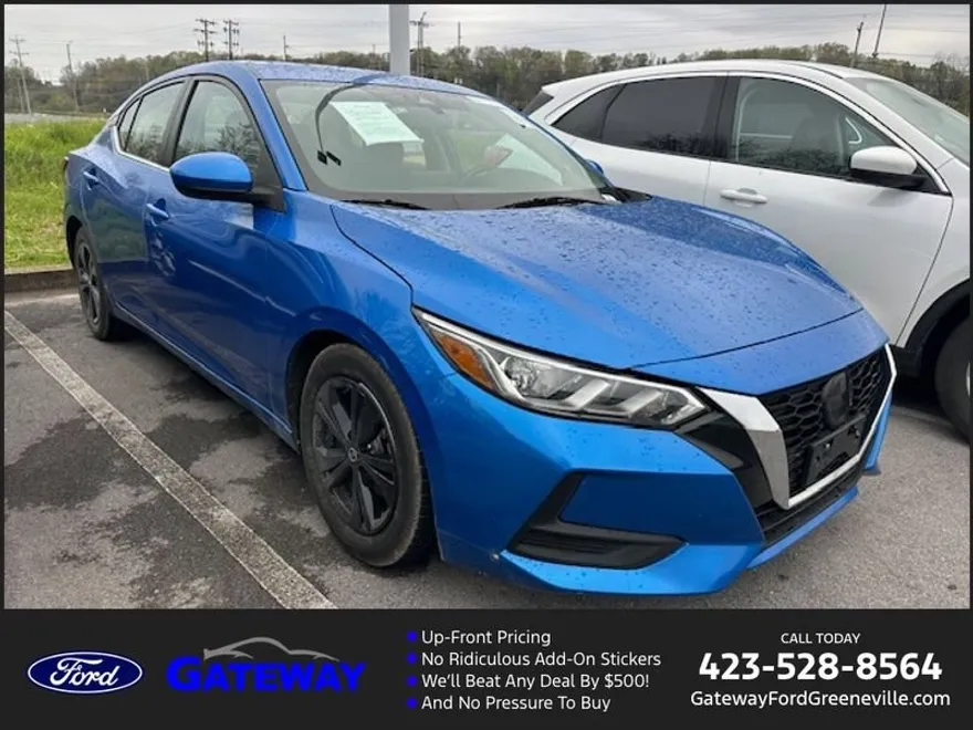 2022 Nissan Sentra SV photo 1
