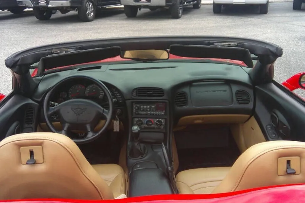 1999 Chevrolet Corvette photo 1