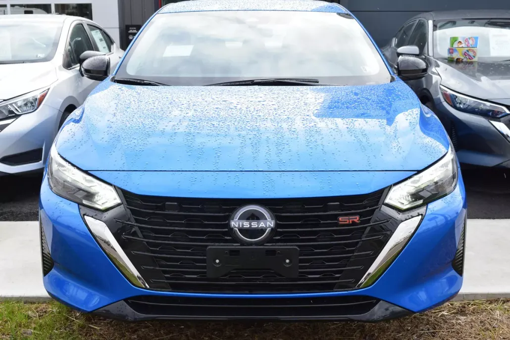 2025 Nissan Sentra SR photo 1