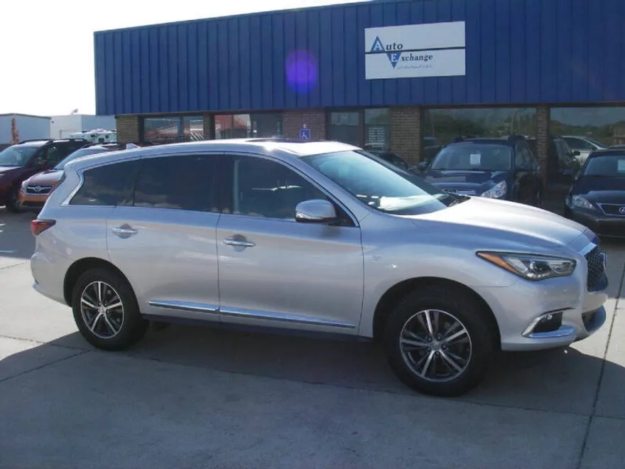 2018 Infiniti QX60 photo 1