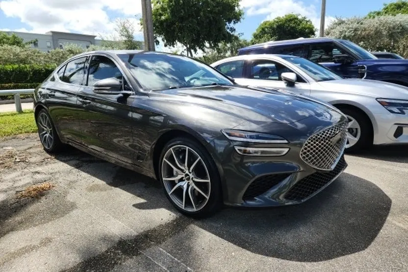 2024 Genesis G70 2.5T photo 1