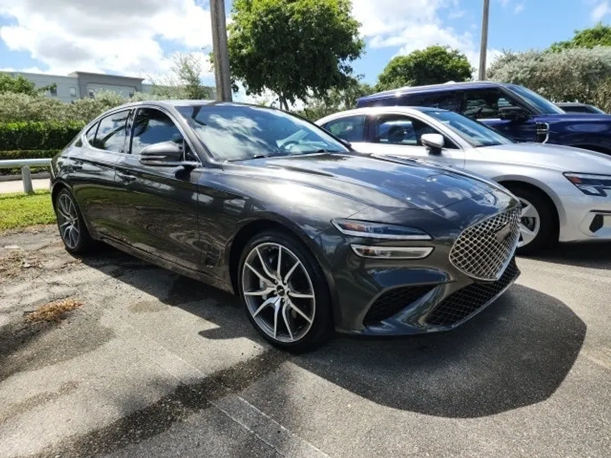 2024 Genesis G70 2.5T photo 1