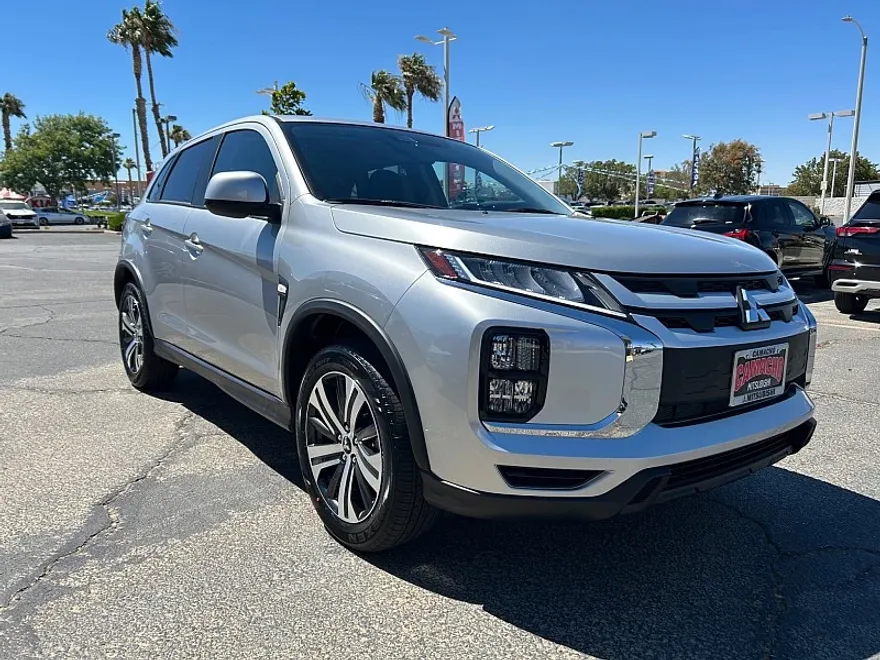 2025 Mitsubishi Outlander Sport ES SE LE photo 1