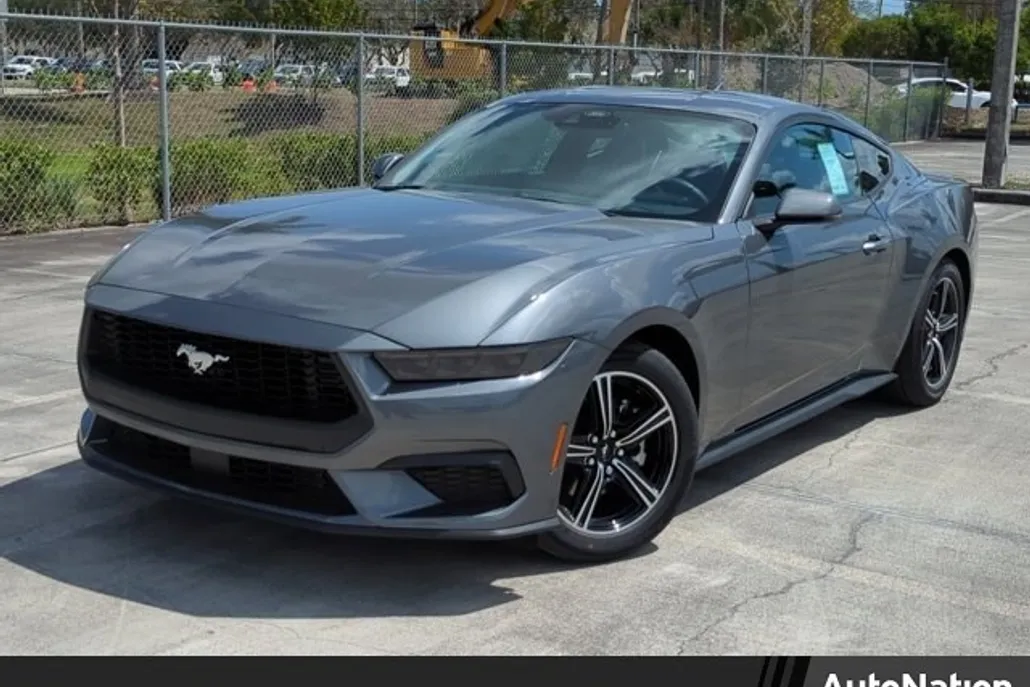 2025 Ford Mustang EcoBoost Premium photo 1
