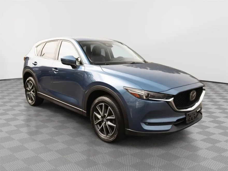 2017 Mazda CX-5 Grand Touring photo 1