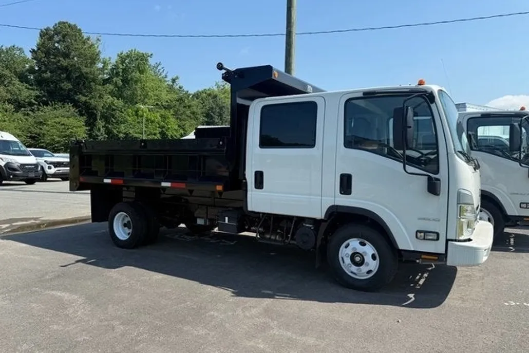 2024 Chevrolet Silverado 3500HD Base photo 1