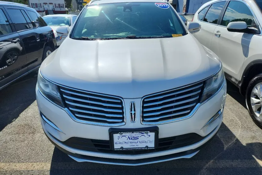 2017 Lincoln MKC Reserve photo 1