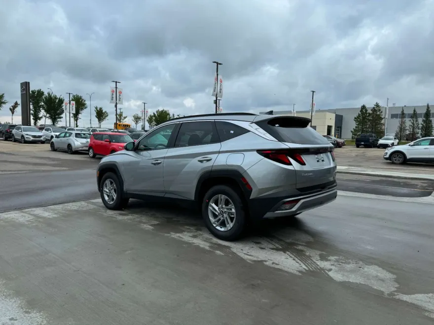 2025 Hyundai Tucson Preferred photo 1