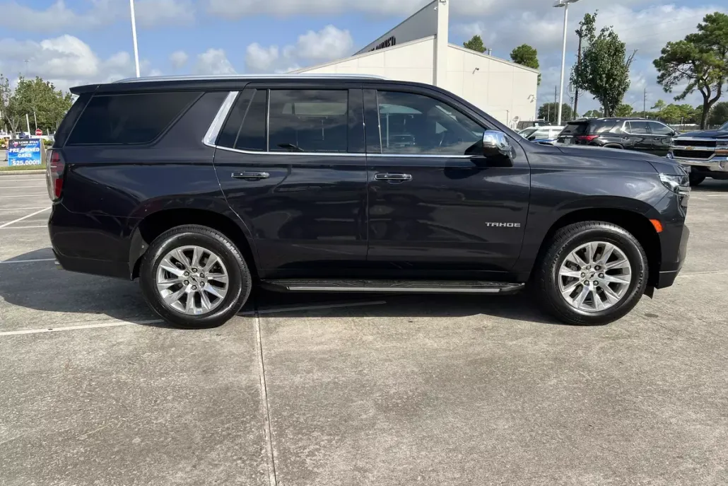 2023 Chevrolet Tahoe Premier photo 1
