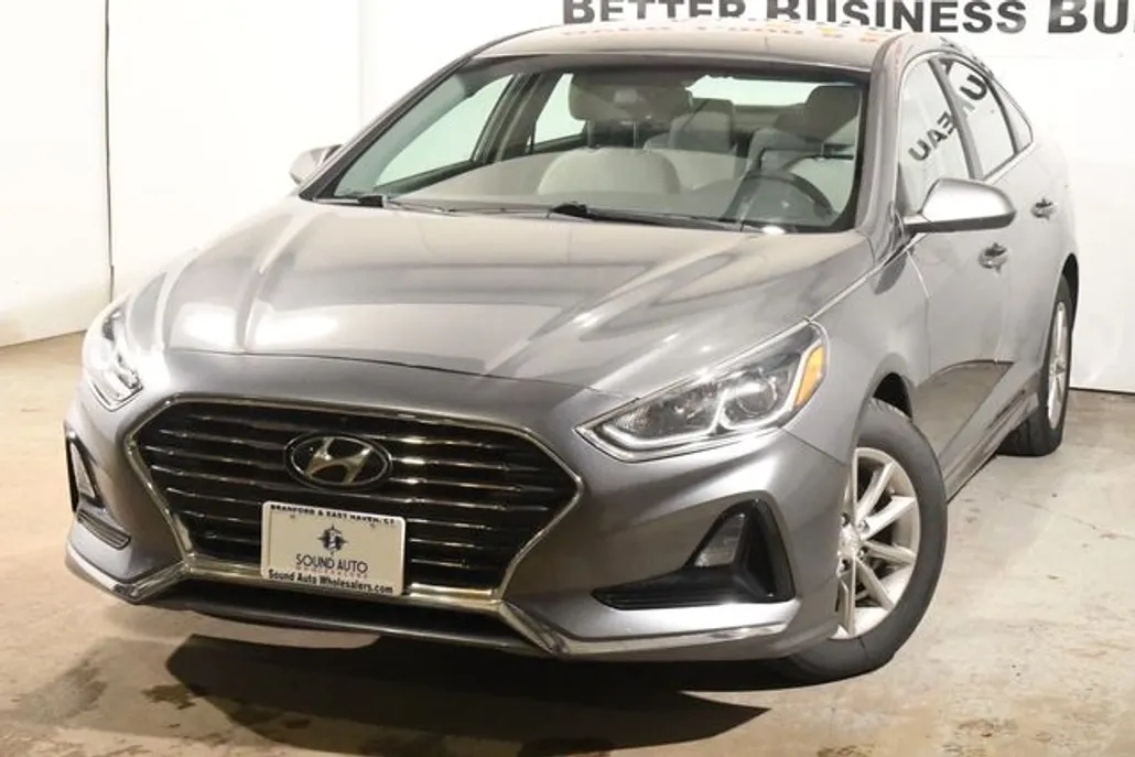 2019 Hyundai Sonata SE photo 1