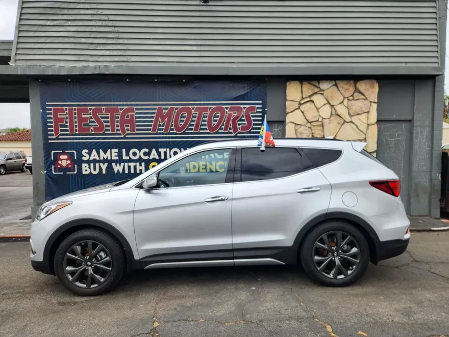 2017 Hyundai Santa Fe Sport 2.0T Ultimate photo 1