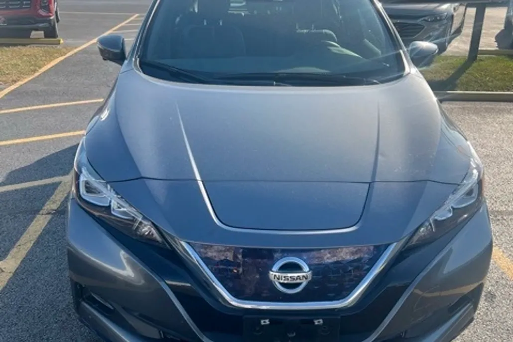 2021 Nissan Leaf SL Plus photo 1